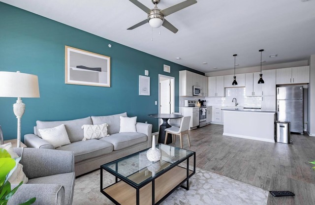 Landing at Tapestry Turfway - 2 Bedrooms in Flo...
