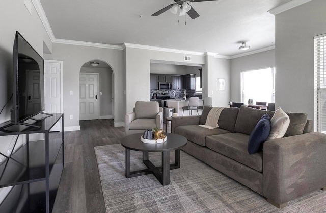 Landing at Residences at River Park West - 2 Be...