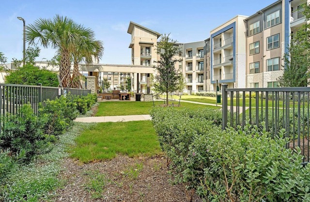 Landing | Stylish Studio, Clubhouse, Gym