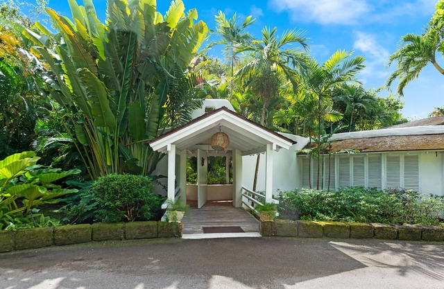 Landmark House & Cottage | Beach Front - Located in Exquisite Saint James with Private Chef Services