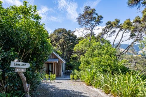 Laneside - Akaroa Holiday Cottage