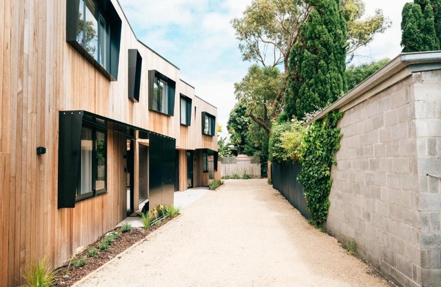 Laneway Apartments - Orientem