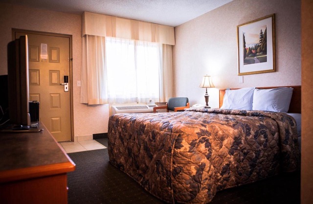 Langley Hwy Hotel