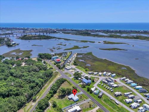 Lanier's Escape | Dog Friendly | Minutes to Surf City and More