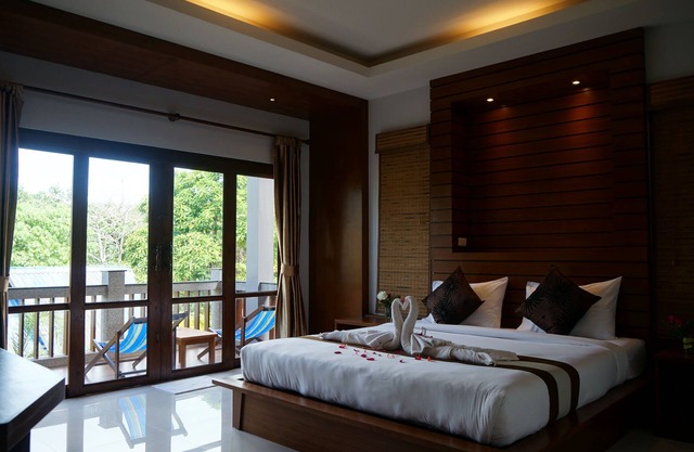 Lanta Intanin Resort