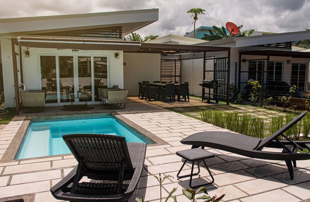 Lapa Beach House * New House w/ Private Pool