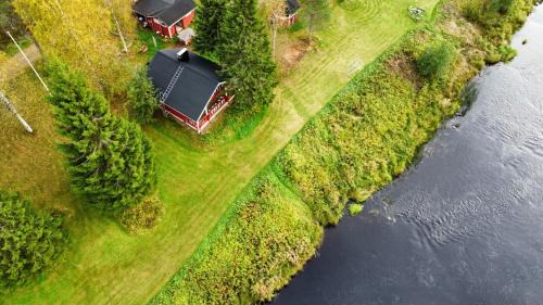Lapland aurora riverside lodge