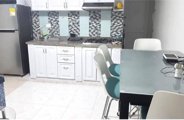 LARGE 1 BEDROOM APT, 2 BLOCKS OFF BOCAGRANDE BEACH, GREAT/SAFE LOCATION!!