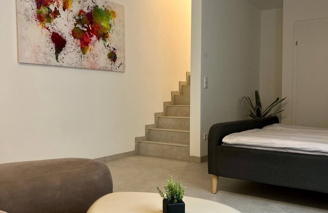 Large 2-bedroom apartment with kitchen and terrace