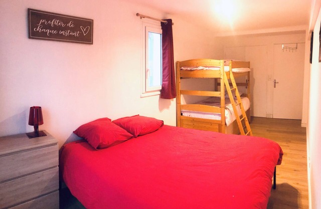 Large 2-room apartment at the foot of the slopes