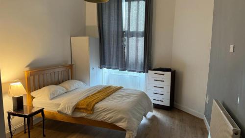 Large 3 Bed Apt close to city, OVO Hydro and Ibrox Stadium