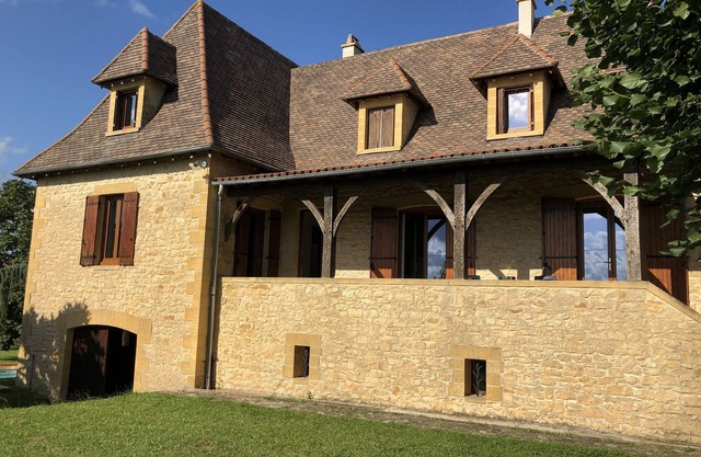 Large 3* house in Périgord 10 minutes from Sarlat