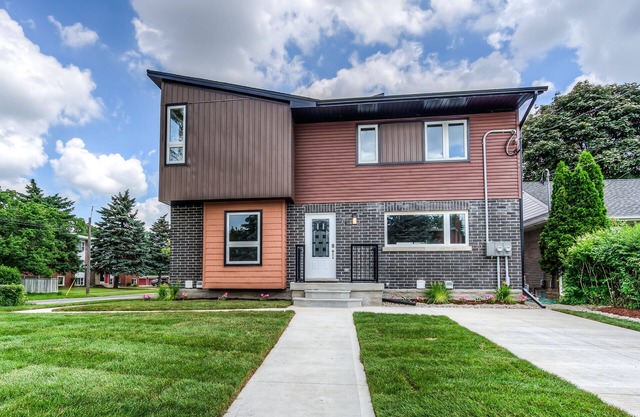 Large 4bdrm Duplex in the Heart of Kitchener!