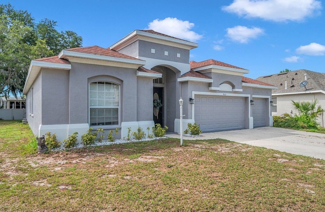 Large 5 bedroom 3 full bath house close to beaches, shopping and parks.