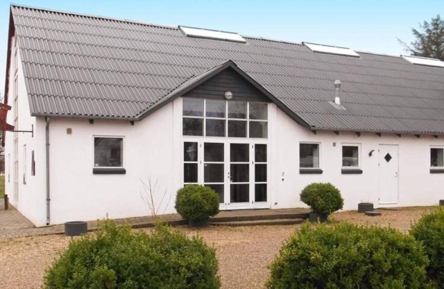 Large activity holiday home with free waterpark, bowling, badminton and tennis.