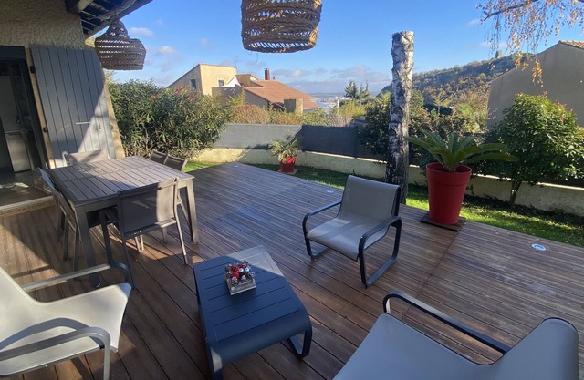 Large and beautiful Villa 4 people in a quiet area