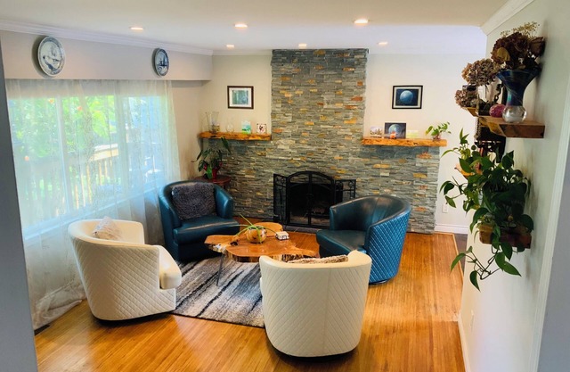 Nueva hermosa suite privada grande!Tranquilo y seguro!