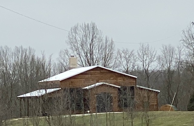 LARGE BARN WITH LIVING AREA Bourbon trail Keenland close,