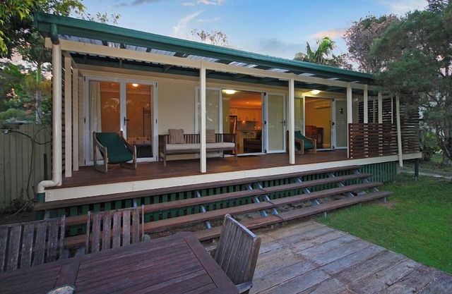 Large beachside house in quiet bush surroundings