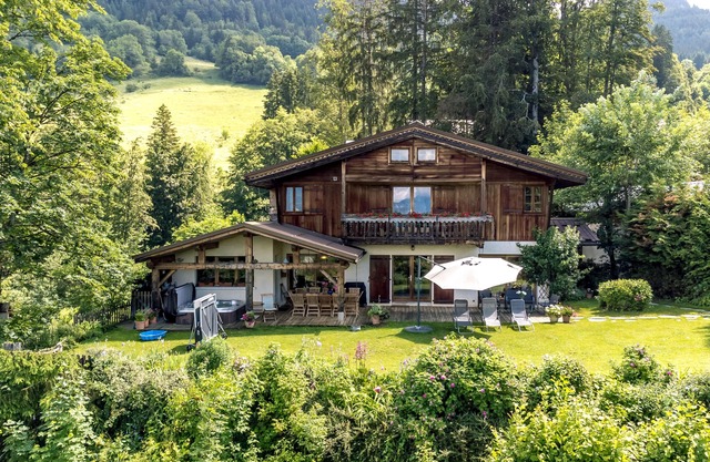 promo 20% del 24 al 31/08 chalet con jacuzzi ubicado a 3 kms de la Clusaz