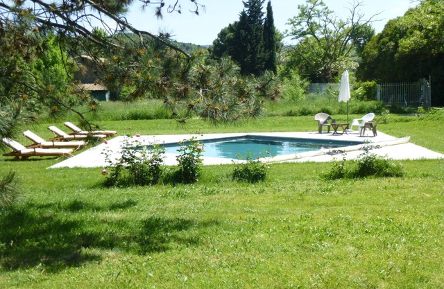 Casa muy grande con encanto en el parque con 2 piscinas, 10 dormitorios, 7 baños, 8 aseos