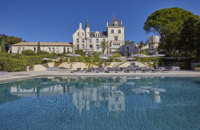 Gran castillo en alquiler en el sur de Francia. Ideal para eventos corporativos y bodas.