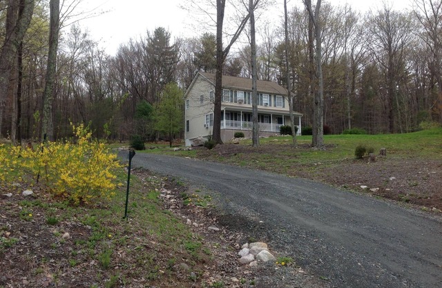 Gran casa limpia en Pine Bush cerca de Wallkill Bethel, Watchtower Farm, Ny