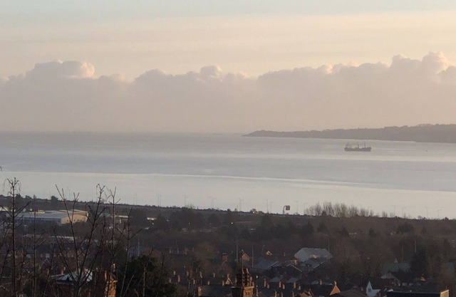 Gran casa unifamiliar cómoda ciudad impresionantes vistas al mar de Irlanda muy privado