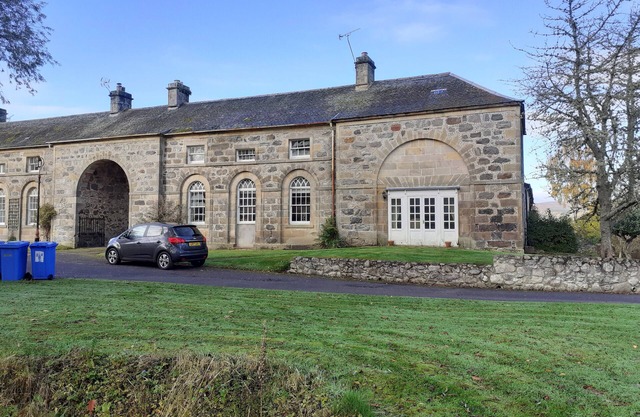 Large Converted Georgian Coach House