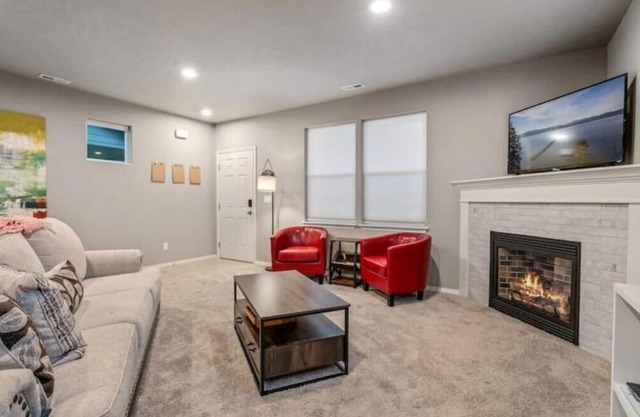 Large Cottage Near Downtown, Beach & Skiing #130