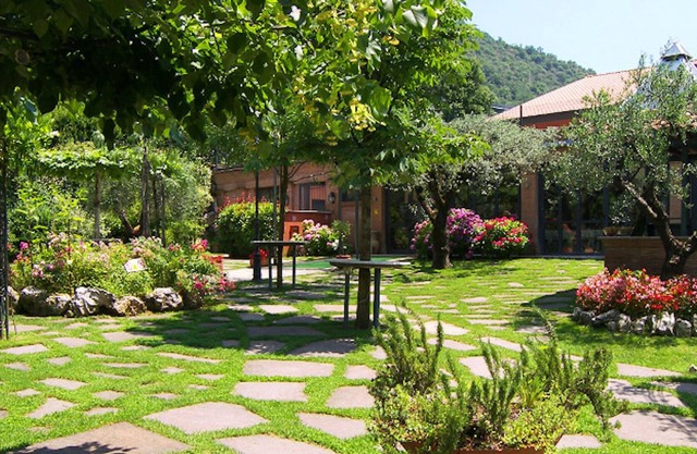 Amplia habitación doble en el verde cerca de Montecassino