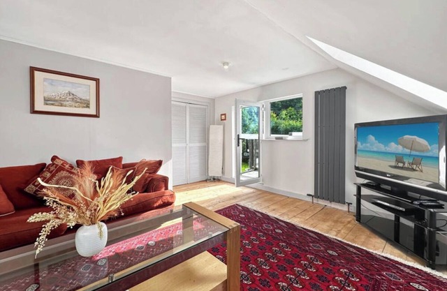 Large family cottage in Glencoe. Mountain and Sea views. Perfect for exploring!
