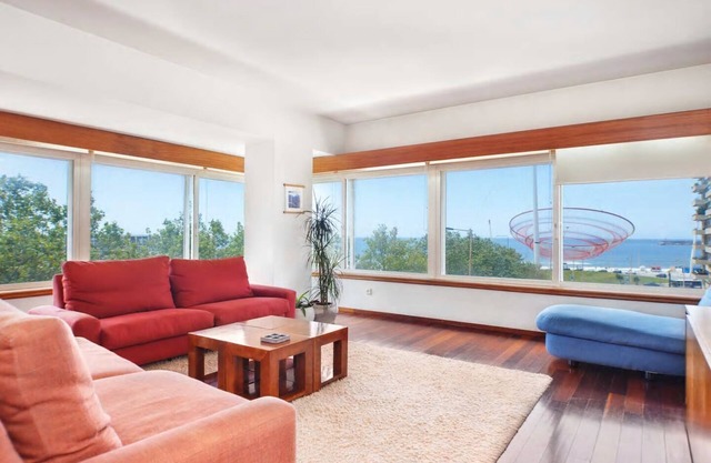 Large flat w/ Sea view + Car Parking - Flowerstreet54 Flats