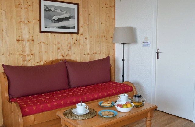 Large studio 6 pers. Super Besse, *** Residence