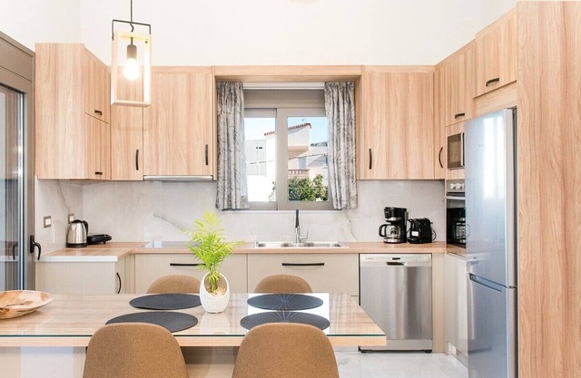 Large Group or Family Estate with Private Pool and Sea View Close to Chania City