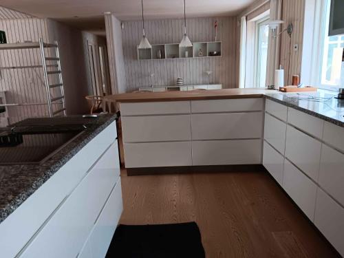 Large Holiday Home Close To Nature