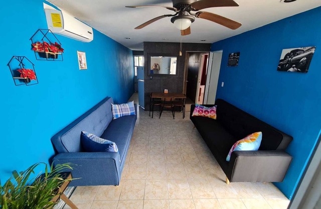 Gran Casa con a/c y Wifi para grupos grandes y familias muy cerca de todo 16px
