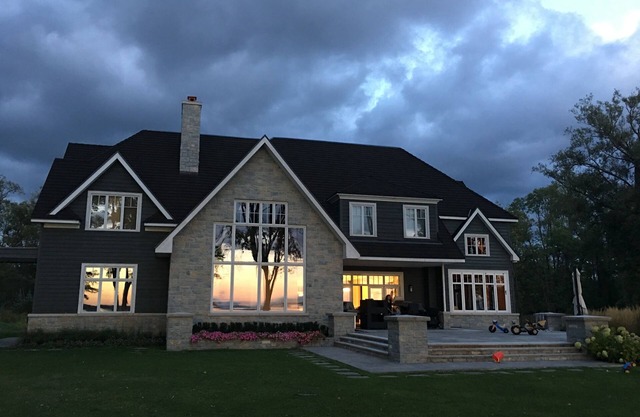 Large Lake Simcoe Cottage 8 Bedrooms