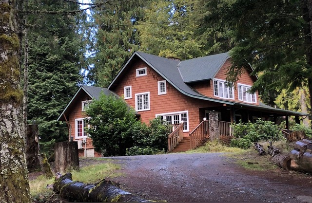 Main Lodge at Rainier Lodge