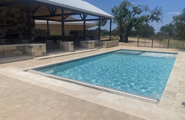 Large Luxury Ranch for Weddings and Retreats - sleeps 44