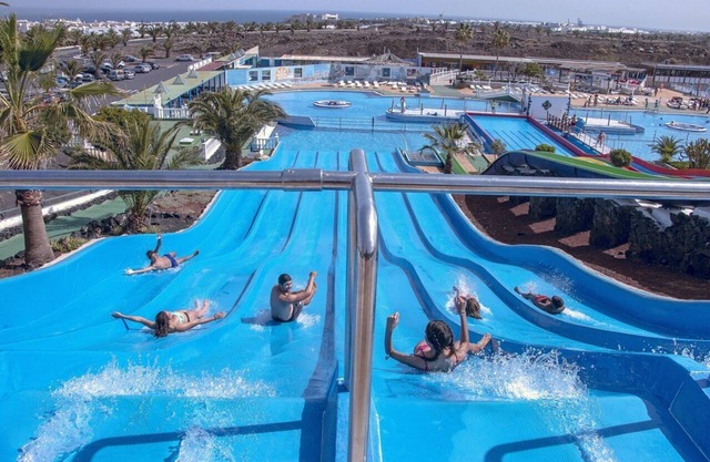 Gran villa de lujo con 2 piscinas privadas climatizadas.