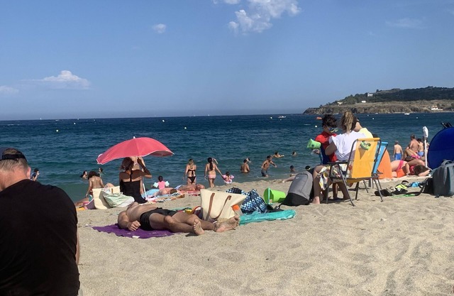 Large one roomed cottage close to Mediterranean with pool