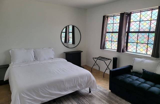 Large parking lot/sleeps 8