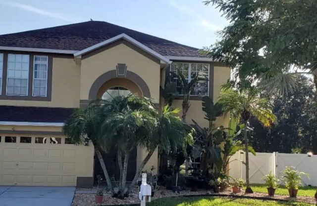 Large Pool Home for Fun, Faith & Family!