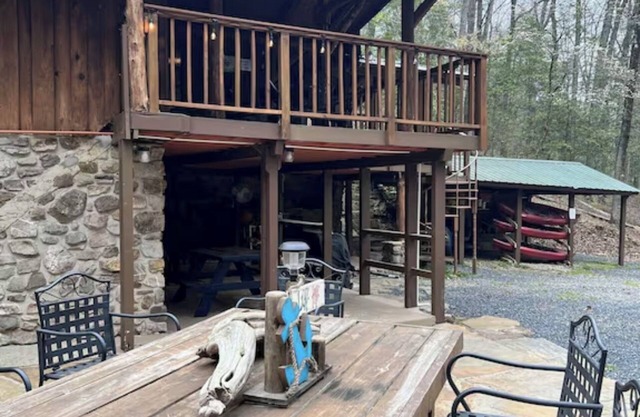 Large private & beautiful home on Lake Ouachita - Perfect for large gatherings!