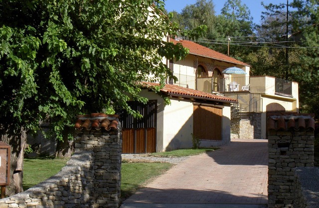 Casa de campo grande, tranquila e independiente en el corazón de Alte Langhe