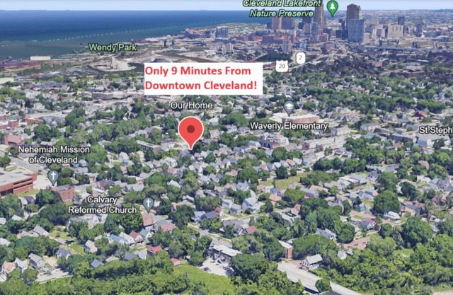 Large Renovated 4 Bedroom Home! 9 min to Downtown CLE