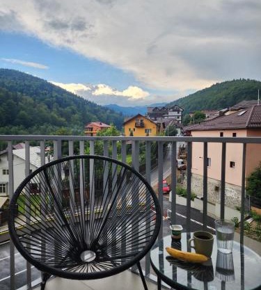 Large Studio - 4 Guests - Balcony - Free Parking