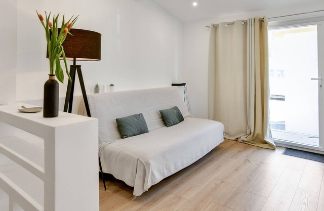 Large studio in a calm neighborhood close to Montpellier center - Welkeys