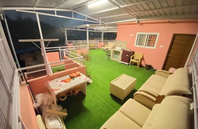 Large studio with patio, for girls and couples